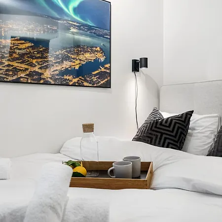 King Bed - Behind Bryggen - Renovated Des 23 아파트 베르겐